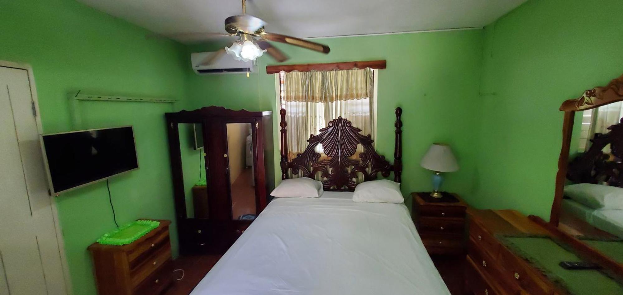 Little Shaw Park Guest House オーチョ・リオス エクステリア 写真
